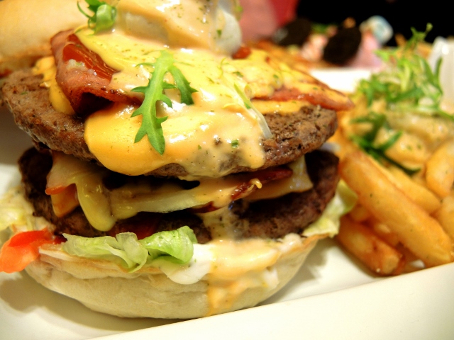 新北新莊) 荷亞輕食館-  一起讓肚子~荷亞~吧 !