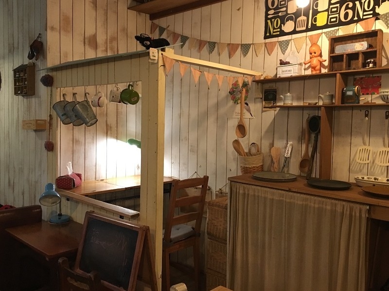 【新北｜頂溪站】A day 日日村＿永和仁愛公園文青復古食堂＿噴汁唐揚炸雞讓人情不自禁的吮指回味