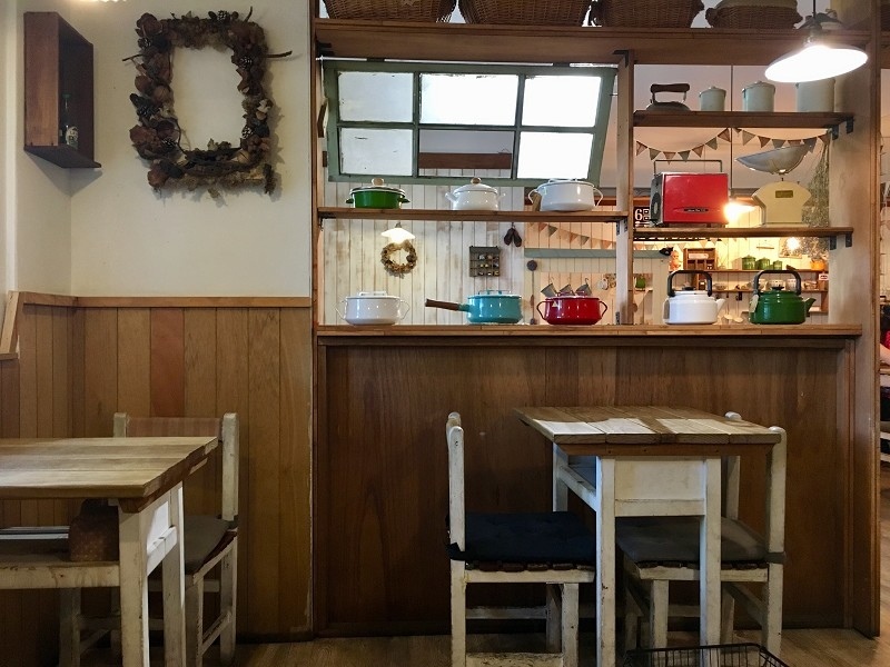 【新北｜頂溪站】A day 日日村＿永和仁愛公園文青復古食堂＿噴汁唐揚炸雞讓人情不自禁的吮指回味