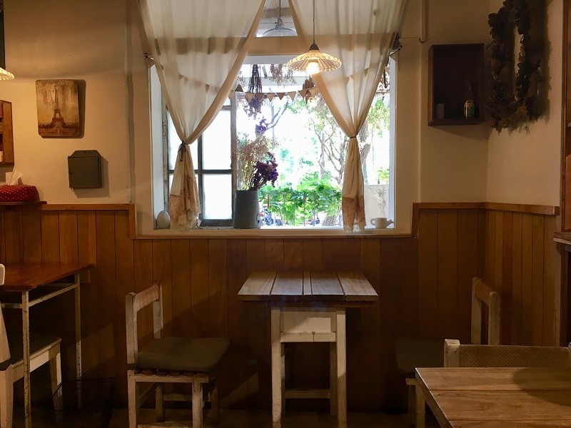 【新北｜頂溪站】A day 日日村＿永和仁愛公園文青復古食堂＿噴汁唐揚炸雞讓人情不自禁的吮指回味