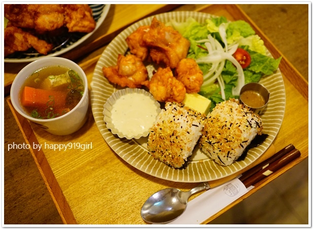 [新北永和]仁愛公園旁人氣食堂。日式雜貨鄉村風★A day日日村