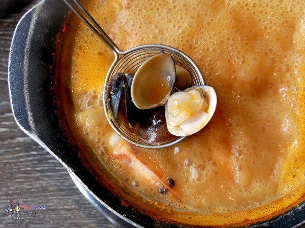 村民食堂, 桃園火鍋, 桃園美食, 海月鍋物, 火鍋, 藝文特區美食