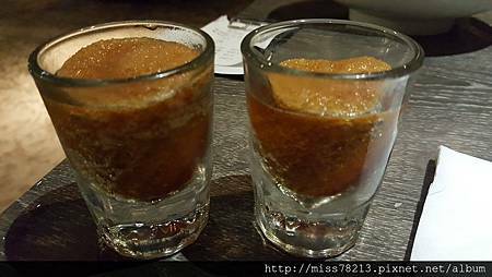 桃園市區。村民食堂-海月鍋物 推薦桃園好吃必吃火鍋、裝潢大氣氣氛佳的火鍋、翼板牛肉海陸鍋好好吃