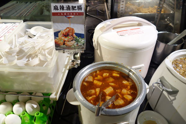 饗麻饗辣 麻辣鴛鴦鍋~吃到飽 無限暢飲 七股大活蝦 生日禮