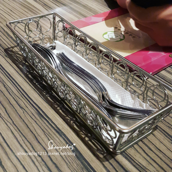 洋朵庭園餐廳:【義式料理】裝潢很有質感又平價的洋朵庭園餐廳-國際店