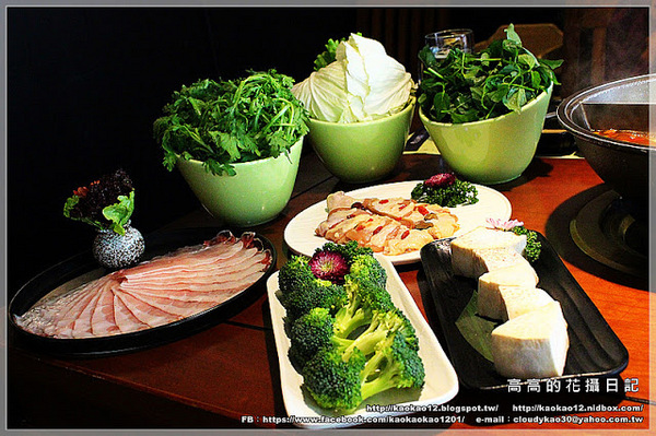 聚梧桐 臻品麻辣鍋物:【高雄】新興區。聚梧桐 臻品麻辣鍋物《可以喝的麻辣鍋》 三訪