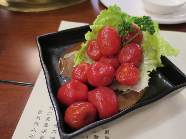 聚梧桐 臻品麻辣鍋物：千里思念。相聚梧桐~  ..聚梧桐-臻品麻辣鍋物