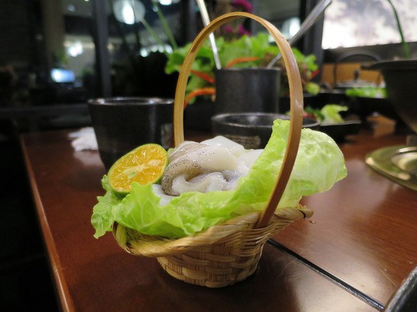 聚梧桐 臻品麻辣鍋物：千里思念。相聚梧桐~  ..聚梧桐-臻品麻辣鍋物