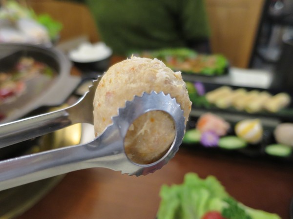 聚梧桐 臻品麻辣鍋物：千里思念。相聚梧桐~  ..聚梧桐-臻品麻辣鍋物