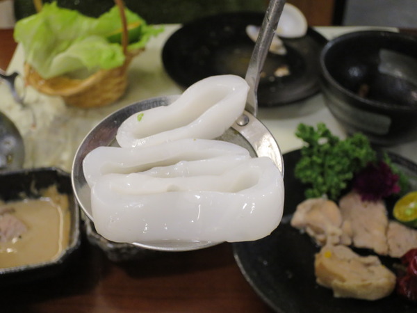 聚梧桐 臻品麻辣鍋物：千里思念。相聚梧桐~  ..聚梧桐-臻品麻辣鍋物