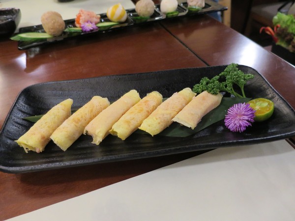 聚梧桐 臻品麻辣鍋物：千里思念。相聚梧桐~  ..聚梧桐-臻品麻辣鍋物