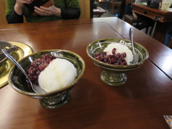 聚梧桐 臻品麻辣鍋物：千里思念。相聚梧桐~  ..聚梧桐-臻品麻辣鍋物