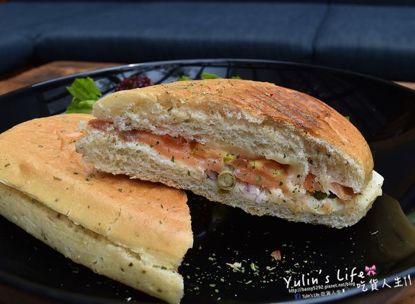 DSC_0025.JPG DSC_0025.JPG