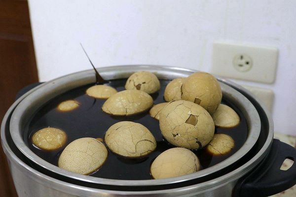 月桃故事館：【嘉義景點】月桃故事館觀光工廠~粉桃紅的愛心天空步道給你戀愛般的感覺/白色玻璃屋/戲沙池/免費參觀/清潔護膚保養品試用體驗/熱門拍照景點