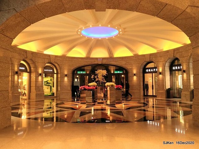 Christmas decoration of Bellavita Department store, Taipei, Taiwan, Dec 16, 2020,SJKen.