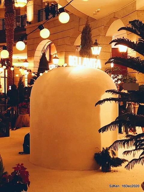 Christmas decoration of Bellavita Department store, Taipei, Taiwan, Dec 16, 2020,SJKen.