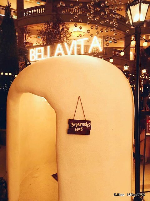 Christmas decoration of Bellavita Department store, Taipei, Taiwan, Dec 16, 2020,SJKen.