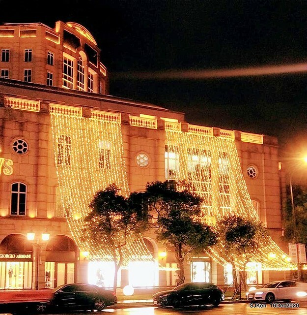 Christmas decoration of Bellavita Department store, Taipei, Taiwan, Dec 16, 2020,SJKen.