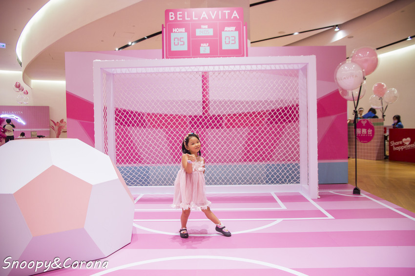 【玩樂．台北】BELLAVITA寶麗廣場粉紅運動小市集～粉紅色的游泳池、籃球場、淋浴間，最夢幻IG打卡景點 - 史努比遊樂園