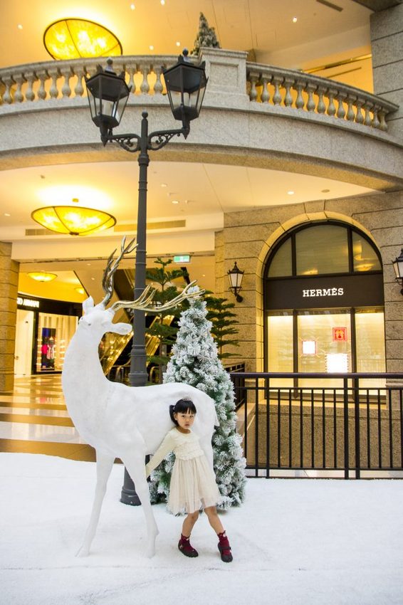 【台北活動】2018BELLAVITA寶麗聖誕奇境／貴婦百貨變成夢幻雪白世界，今年耶誕打卡必拍