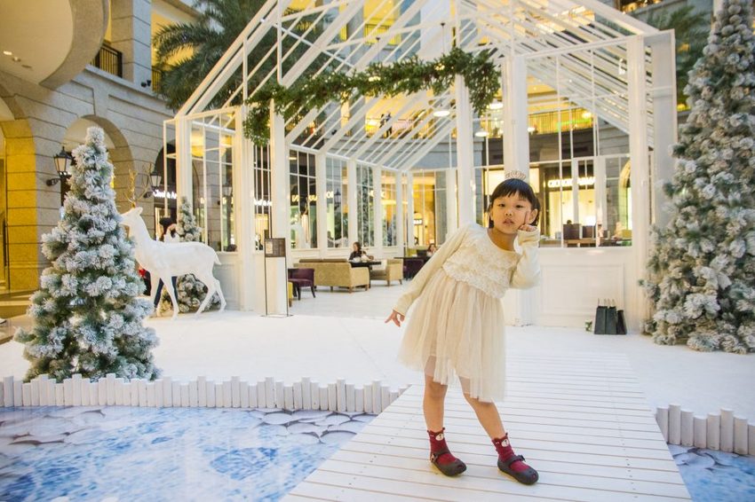 【台北活動】2018BELLAVITA寶麗聖誕奇境／貴婦百貨變成夢幻雪白世界，今年耶誕打卡必拍