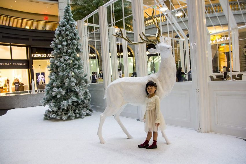 【台北活動】2018BELLAVITA寶麗聖誕奇境／貴婦百貨變成夢幻雪白世界，今年耶誕打卡必拍