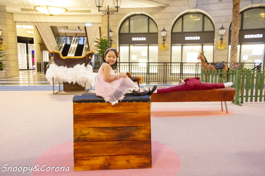 【玩樂．台北】BELLAVITA寶麗廣場粉紅運動小市集～粉紅色的游泳池、籃球場、淋浴間，最夢幻IG打卡景點 - 史努比遊樂園