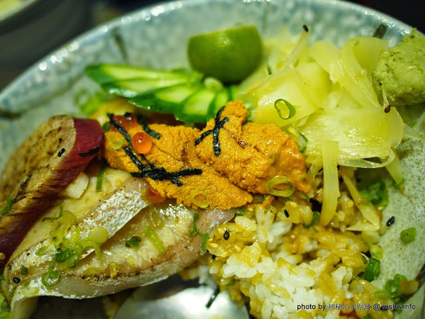 神川吞日式料理：【食記】台中Shen Chuan Tuen 神川吞日式料理.定食專賣@西屯中科水世界 : 料好實在,飽足感滿分喔^^