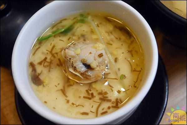 神川日式料理：中科美食。神川丼飯專賣。高CP值爆量肉山丼用料實在完勝連鎖丼飯店 值得再回訪