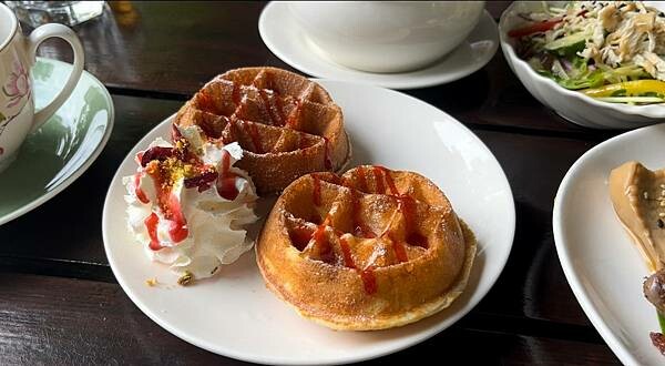 LINE_ALBUM_2022517_220517_13