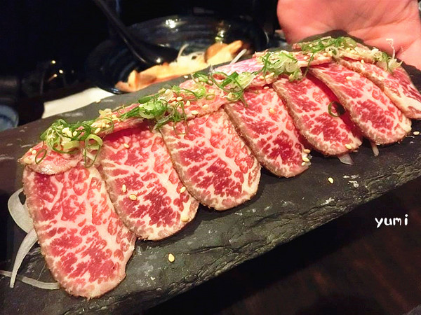 桀すし日本料理:【台中食記】公益路平價日本料理!高cp值~生牛肉片&披薩握壽司讓人回味無窮@桀すし日本料理 桀すし日本料理:【台中食記】公益路平價日本料理!高cp值~生牛肉片&披薩握壽司讓人回味無窮@桀すし日本料理