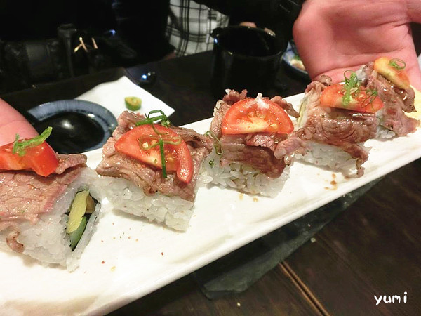 桀すし日本料理:【台中食記】公益路平價日本料理!高cp值~生牛肉片&披薩握壽司讓人回味無窮@桀すし日本料理 桀すし日本料理:【台中食記】公益路平價日本料理!高cp值~生牛肉片&披薩握壽司讓人回味無窮@桀すし日本料理