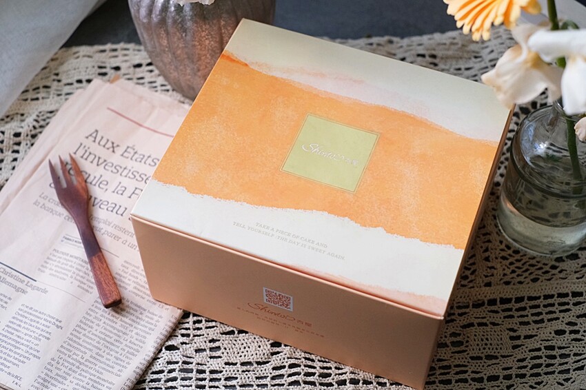 少女心噴發!台中七彩乳酪蛋糕一次吃得到7種口味,還有招牌小爆漿乳酪蛋糕、聯名利記年節禮盒,這麼美麗的甜點絕對讓你送禮體面!!