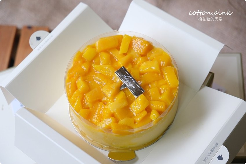 台中必吃爆漿乳酪蛋糕叫人流口水-彌月蛋糕就選他!杏屋最新雙人下午茶套餐~三層下午茶超豐富 台中必吃爆漿乳酪蛋糕叫人流口水-彌月蛋糕就選他!杏屋最新雙人下午茶套餐~三層下午茶超豐富