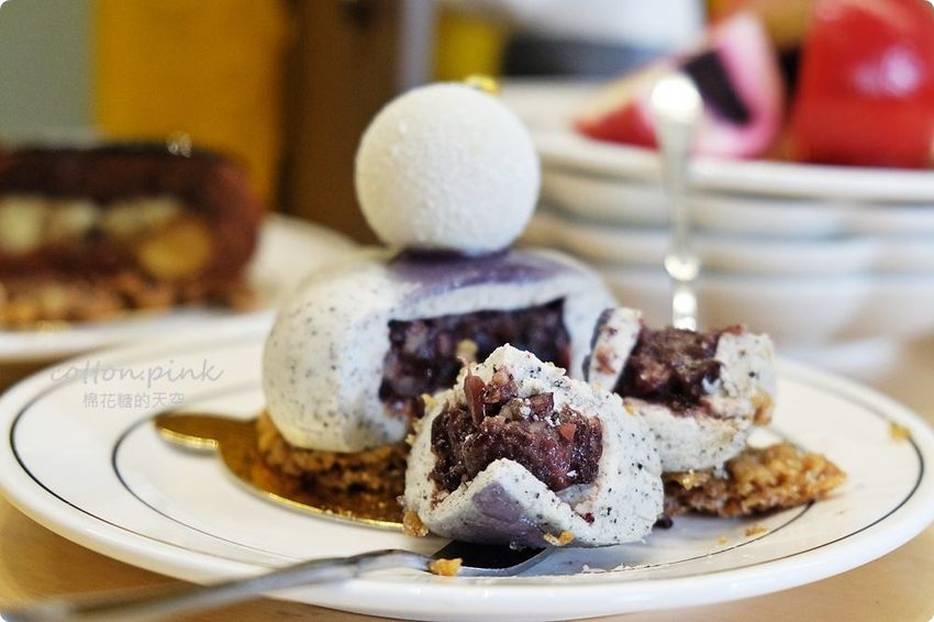 台中必吃爆漿乳酪蛋糕叫人流口水-彌月蛋糕就選他!杏屋最新雙人下午茶套餐~三層下午茶超豐富 台中必吃爆漿乳酪蛋糕叫人流口水-彌月蛋糕就選他!杏屋最新雙人下午茶套餐~三層下午茶超豐富