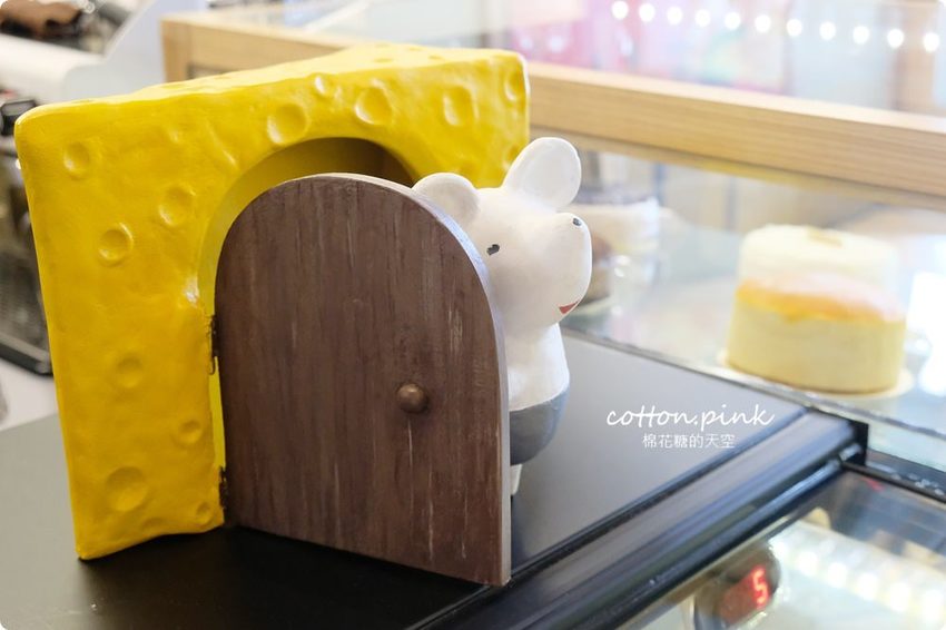 台中必吃爆漿乳酪蛋糕叫人流口水-彌月蛋糕就選他!杏屋最新雙人下午茶套餐~三層下午茶超豐富 台中必吃爆漿乳酪蛋糕叫人流口水-彌月蛋糕就選他!杏屋最新雙人下午茶套餐~三層下午茶超豐富