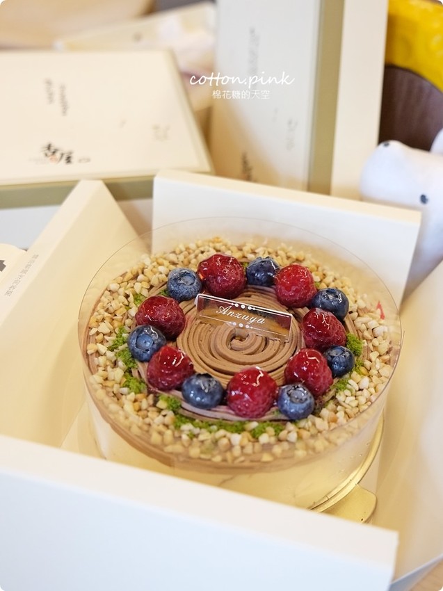 台中必吃爆漿乳酪蛋糕叫人流口水-彌月蛋糕就選他!杏屋最新雙人下午茶套餐~三層下午茶超豐富 台中必吃爆漿乳酪蛋糕叫人流口水-彌月蛋糕就選他!杏屋最新雙人下午茶套餐~三層下午茶超豐富