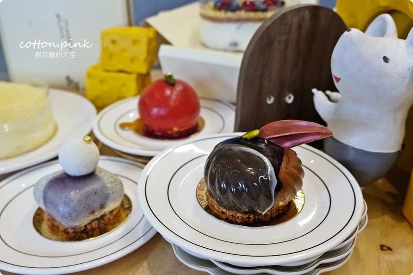 台中必吃爆漿乳酪蛋糕叫人流口水-彌月蛋糕就選他!杏屋最新雙人下午茶套餐~三層下午茶超豐富 台中必吃爆漿乳酪蛋糕叫人流口水-彌月蛋糕就選他!杏屋最新雙人下午茶套餐~三層下午茶超豐富
