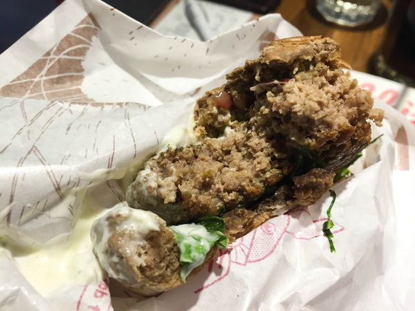 RABBIT RABBIT Premium兔子兔子美式餐廳 - 裝潢正點，樂趣滿點