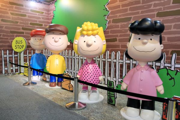 Snoopy 65週年巡迴特展，走進花生漫畫，獨家邀請史努比妹妹Belle(貝兒)，台北松山文創園區，