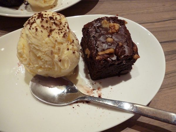 House Bistro 好適廚坊：紮實多汁的經典牛肉堡--House Bistro 好適廚坊口碑券体驗心得