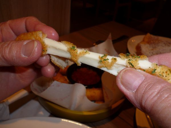 House Bistro 好適廚坊：紮實多汁的經典牛肉堡--House Bistro 好適廚坊口碑券体驗心得