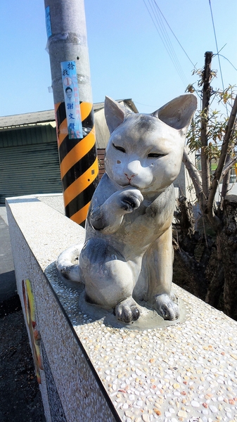 三民社區享幸福廊道：【彰化田中景點】窯燒陶板藝術三民社區~平凡的鄉村有小小的貓世界