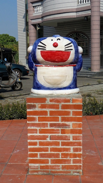 三民社區享幸福廊道：【彰化田中景點】窯燒陶板藝術三民社區~平凡的鄉村有小小的貓世界