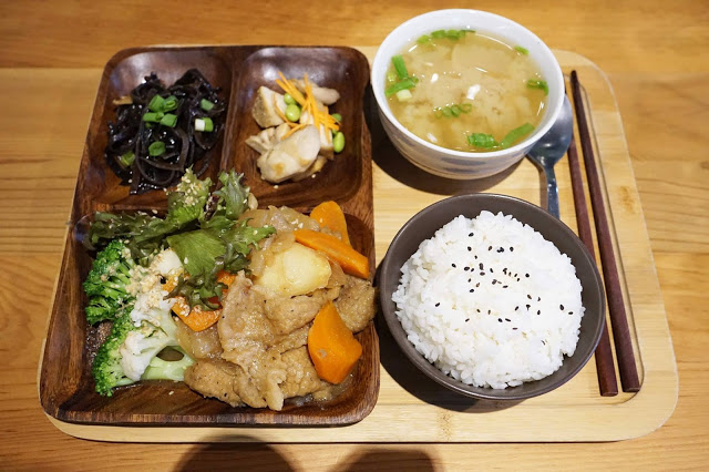 台中市｜美食｜Solar Table 於光