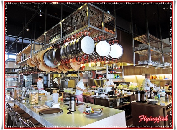 包心菜實驗廚房：✜ 白天及夜晚皆美,讓人耳目一新滴鄉村風健康餐飲空間 - 台中「包心菜實驗廚房」 ٩(๑❛ᴗ❛๑)۶