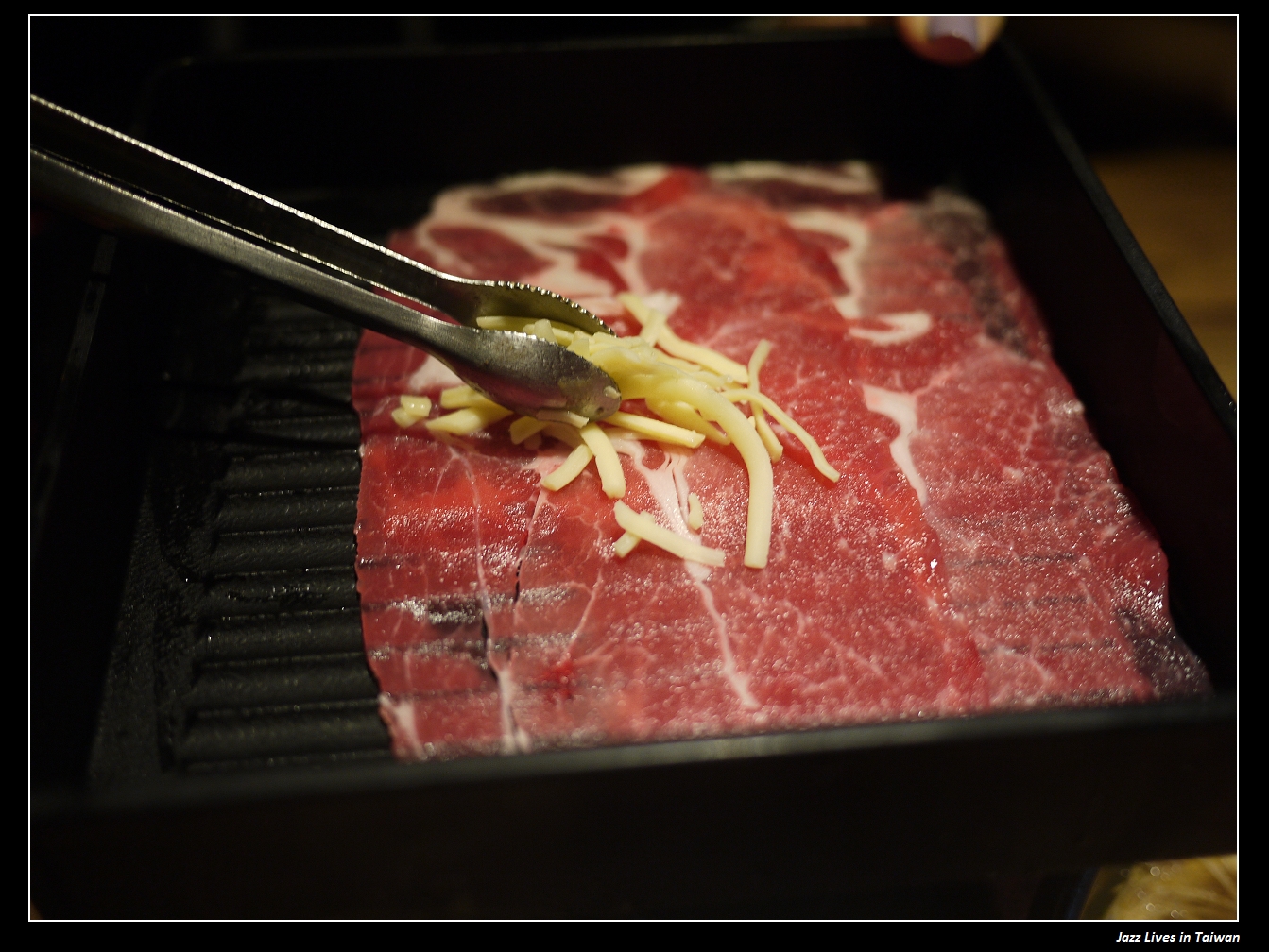 [品鼎殿日式壽喜燒] 平價壽喜燒, 招牌肉捲起司, 另類的創意組合~