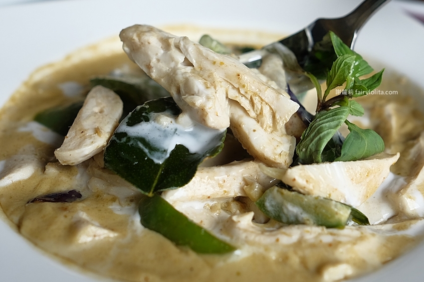 曼谷皇朝。挑戰全台超高CP值泰式料理,只要59元就能吃得到,消費滿700元再送椒麻雞! @蹦啾♥謝蘿莉 La vie heureuse