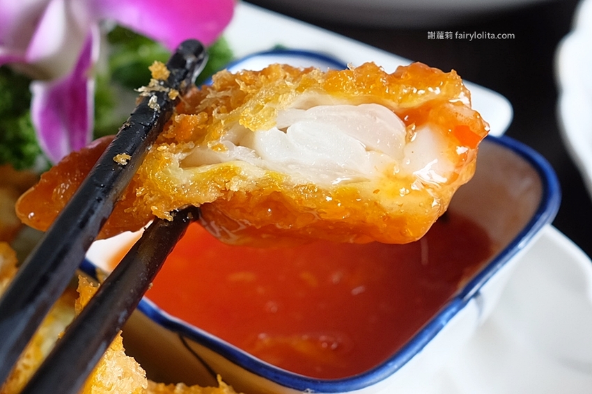 曼谷皇朝。挑戰全台超高CP值泰式料理,只要59元就能吃得到,消費滿700元再送椒麻雞! @蹦啾♥謝蘿莉 La vie heureuse