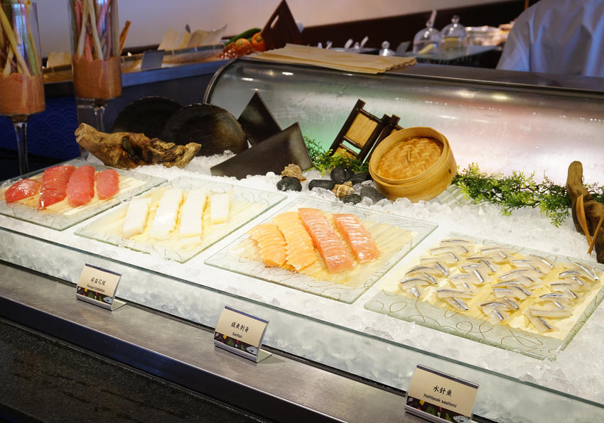 [高雄自助餐推薦]君鴻國際酒店百匯栢麗廳-高雄最美高空自助餐餐廳x豐富菜色高C/P值 - 美食好芃友